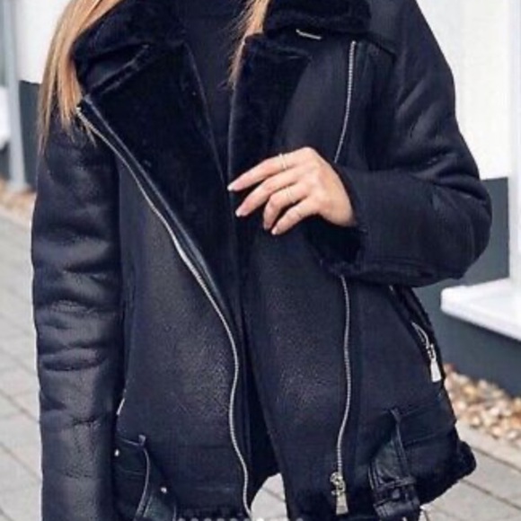 Zara Jackets & Blazers - ❗️PRICE DROP❗️